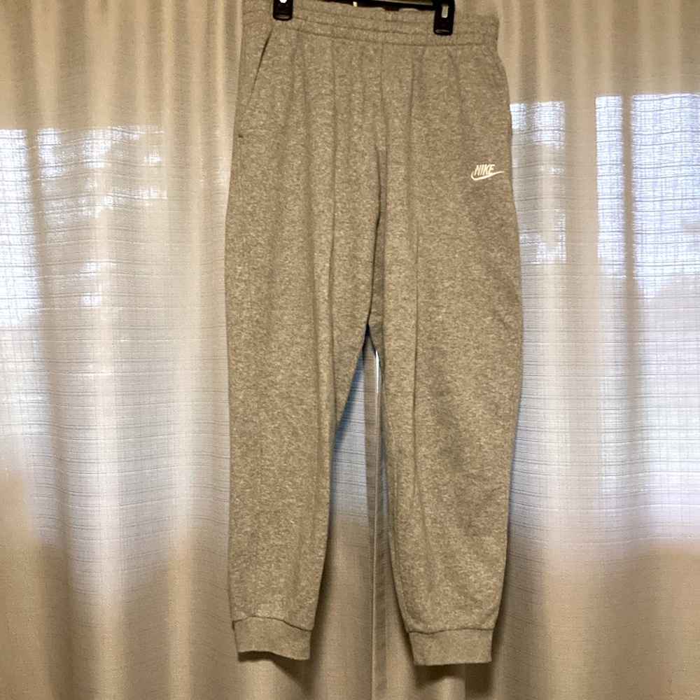 Gray Nike sweatpants in youth Extra Large.